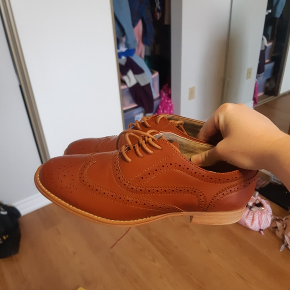 Various dresses, a blouse & shoes - Picture 1 of 9